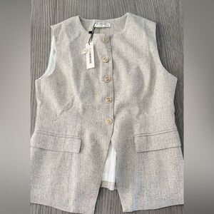 Commense Textured Gray Vest with Gold Accents